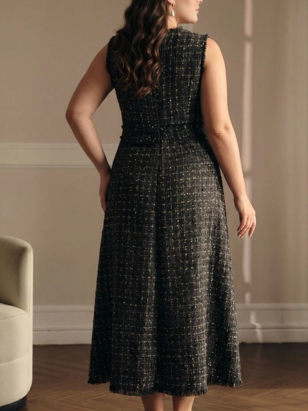 Dark Grey Elegant Women's Tweed Sleeveless Midi Dress - Picture 2 of 6